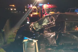 La voiture percute le parapet d'un pont : deux blessés à Saint-Saturnin (Puy-de-Dôme)