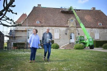Le manoir des Vieux Melays à Neuvy (Allier), en cours de restauration, mêlé à une « bataille politique » sur fond de subventions de la Région