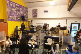 La batterie-fanfare de Chapdes-Beaufort (Puy-de-Dôme) crée une école de musique