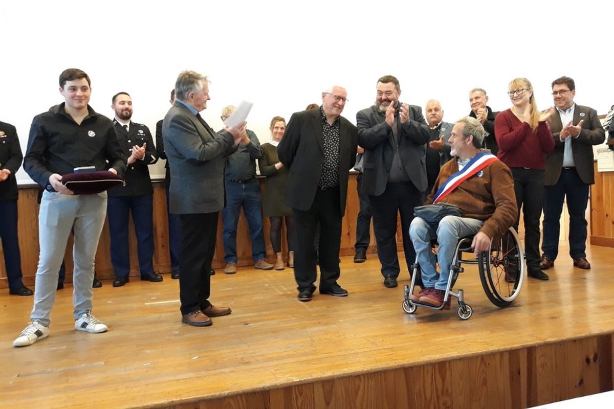 Les anciens combattants reconnaissants à Daniel Roux - La Montagne