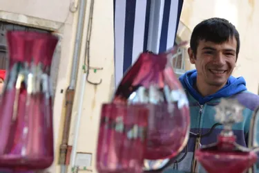 Les Brivadois ont été informés sur le recyclage de verre lors du marché de samedi
