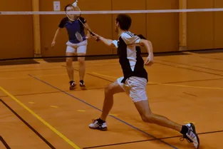 Badminton et escale à découvrir au gymnase Aimé-Césaire