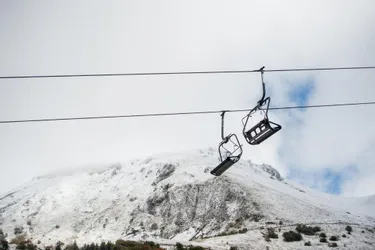 Ouverture des stations sans remontées : le ski club d'Ussel (Corrèze) craint une année compliquée