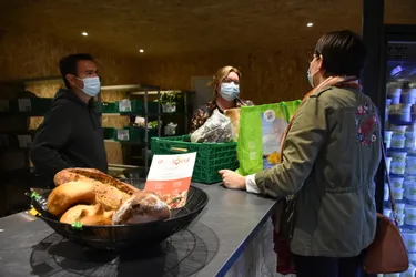 A Chappes (Puy-de-Dôme), ils lancent une épicerie en ligne pour recréer du lien entre producteurs auvergnats et consommateurs
