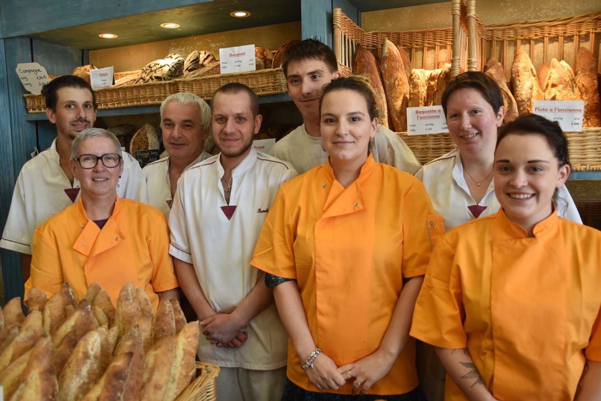 Changement de propriétaires pour la boulangerie de la route de Perrier