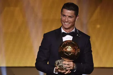 Cristiano Ronaldo remporte son troisième Ballon d'Or