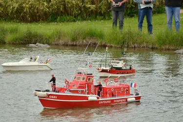 70 mini-bateaux ont croisé dans les étendues du plan d’eau