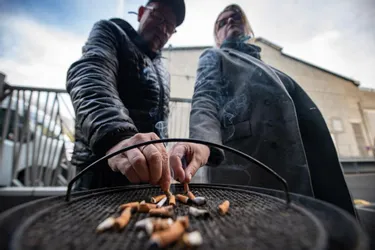 Une journée sans tabac place d'Allier à Moulins ce samedi 20 novembre