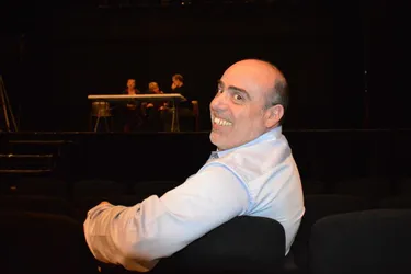 Principal du collège de La Monnerie, Jean-Marc Piqué-Rosique adore le théâtre