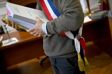 Quelle est la situation à Cros (Puy-de-Dôme), à un mois et demi des élections municipales ?