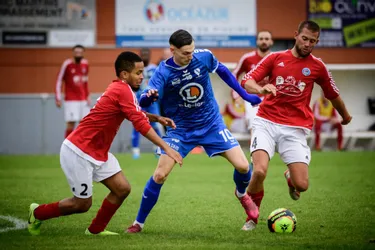 Régional 1 : l'AS Domérat (Allier) s'impose 6-2 à domicile face à Cébazat Sports (Puy-de-Dôme)