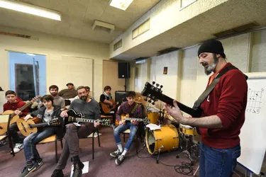 L’école de musiques actuelles Guéret Variétés organisait une masterclass rock hier matin