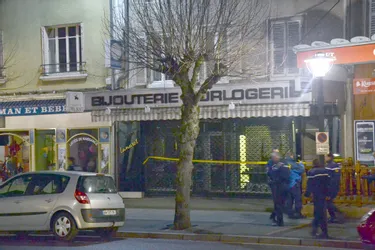Home-jacking du bijoutier d’Ambert (Puy-de-Dôme) en 2013 : trois hommes sur le banc des accusés