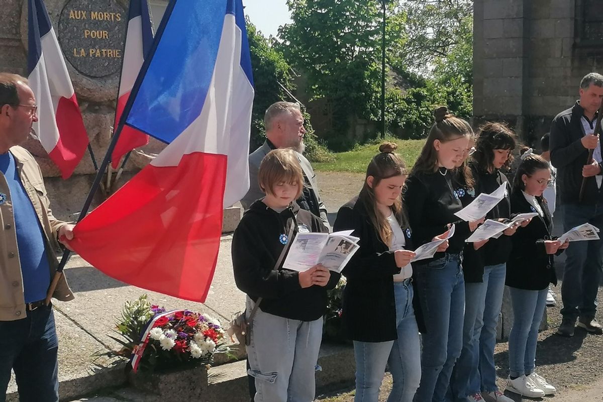 TRONGET. La « prière aux vivants » de Charlotte Delbo - La Montagne