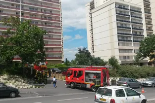 Un lave-vaisselle prend feu dans un immeuble de la rue des Hauts-de-Chanturgue