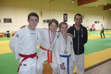 Quatre jujitsukas ont été médaillés à Lyon