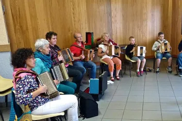 L’initiative d’Accordéon Auvergne Services montre le renouveau du folklore