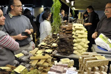 Près de 50 artisans pâtissiers chocolatiers réunis à la Grande Halle