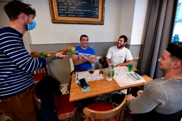 Comment se passe la reprise d'activité dans les restaurants du Puy-de-Dôme ?