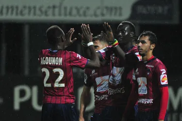 Ligue 2 : Le scénario fou sourit aux Clermontois face à Bourg (3-2)