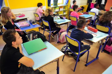Neuf écoles du Cantal pourraient perdre une classe à la rentrée prochaine