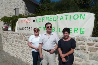 Corrèze : les anti-éoliennes mobilisés sur le plateau des étangs