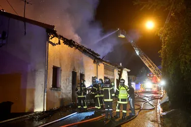 Une voiture incendiée à Orcet (Puy-de-Dôme) : le feu détruit une maison