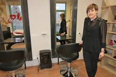 Une jeune Giatoise a ouvert son salon de coiffure place du Marché à Mérinchal (Creuse)
