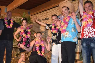 Alexandra Iwankow et Flavien Baster ont choisi d’inaugurer leur restaurant hawaïen le 14 juillet