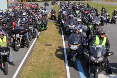 Passage de 140 motards en goguette