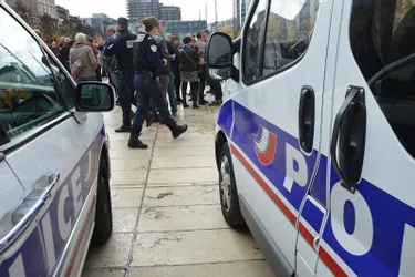 Près de 150 policiers mobilisés place de Jaude