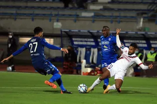 Ligue 2 : les Clermontois au crible après la défaite à Niort
