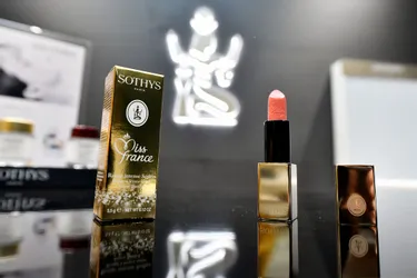 Sothys, le spécialiste de la beauté basé en Corrèze, a créé le rouge à lèvres de Miss France