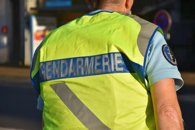 Plus de 100.000 € de câbles SNCF dérobés dans le Puy-de-Dôme et la Corrèze : sept hommes interpellés par les gendarmes - La Montagne