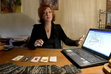 Passionnée d’astrologie et de voyance, Carole Ferry s’est installée dans la Creuse il y a 14 ans