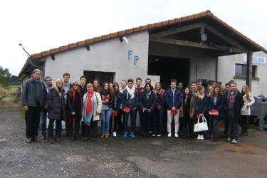Des étudiants lyonnais en visite en Auvergne