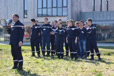 Jeunes sapeurs-pompiers et pompiers volontaires de Pierre-Joël-Bonté parlent de leur vocation