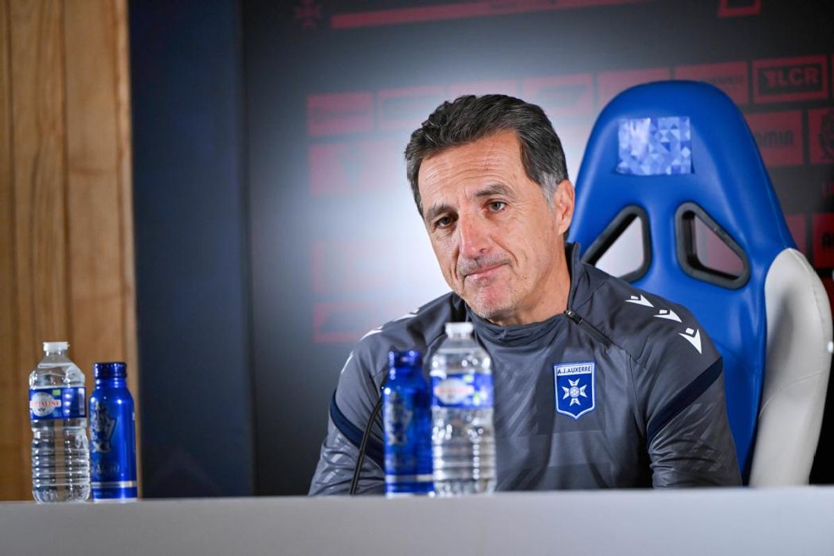 "L'impression que rien ne tourne en notre faveur" : les réactions après Angers-AJA (2-0)