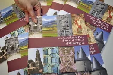 Une brochure financée par la DRAC Auvergne met en avant le patrimoine de la ville et régional
