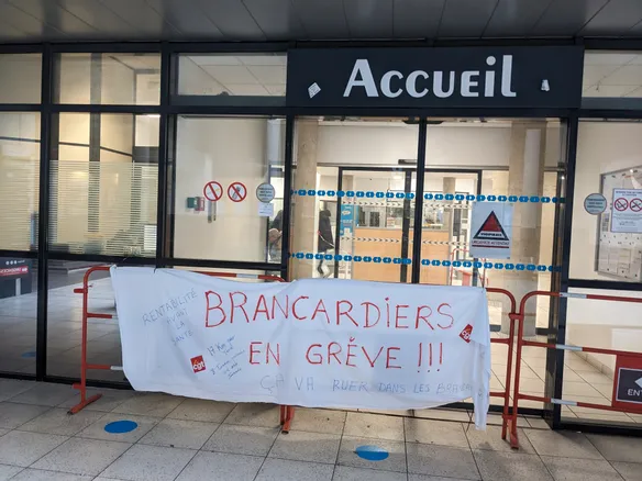 La grève partiellement suspendue au Pôle santé République à Clermont-Ferrand mais les salariés restent mobilisés