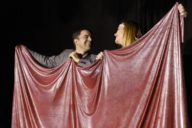Une Saint-Sylvestre théâtrale à Issoire avec la comédie Un couple (presque) parfait