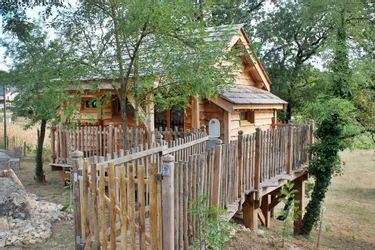Henri Rigal a fait construire une cabane tout en bois au lieu-dit du Bancharel