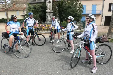 Efforts et bonne humeur pour les cyclotouristes de l’UCG