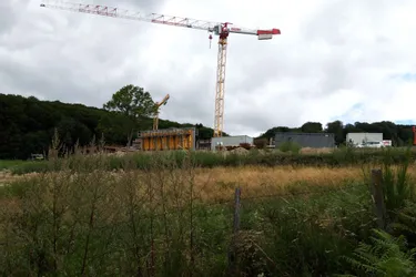 Un ouvrier meurt écrasé par une banche métallique sur un chantier à Besse (Puy-de-Dôme)