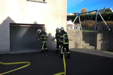 Gendarmes et pompiers en exercice