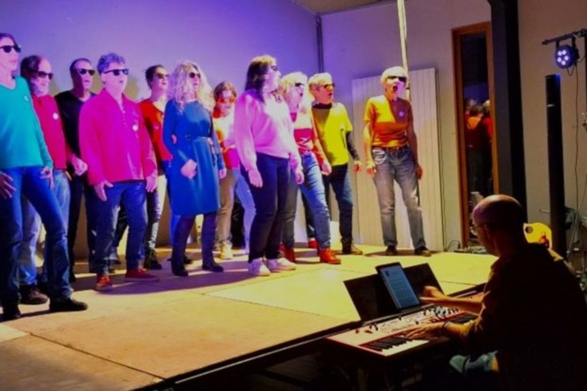 Une joyeuse soirée en chansons et improvisations