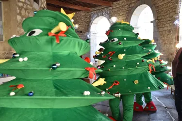 Deux marchés de Noël et des spectacles de déambulation les 19, 20 et 21 décembre à Ambert (Puy-de-Dôme)