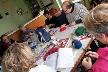 Atelier tricot chez Paulette