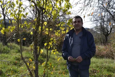 Nawzad a le sourire : il a trouvé son chez-lui et une vie en paix à Brioude, loin du Kurdistan