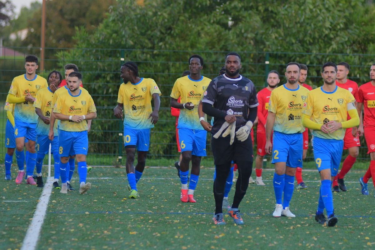 Battu à Aurillac 2 à 1, le FC Riom n’y arrive toujours pas - La Montagne